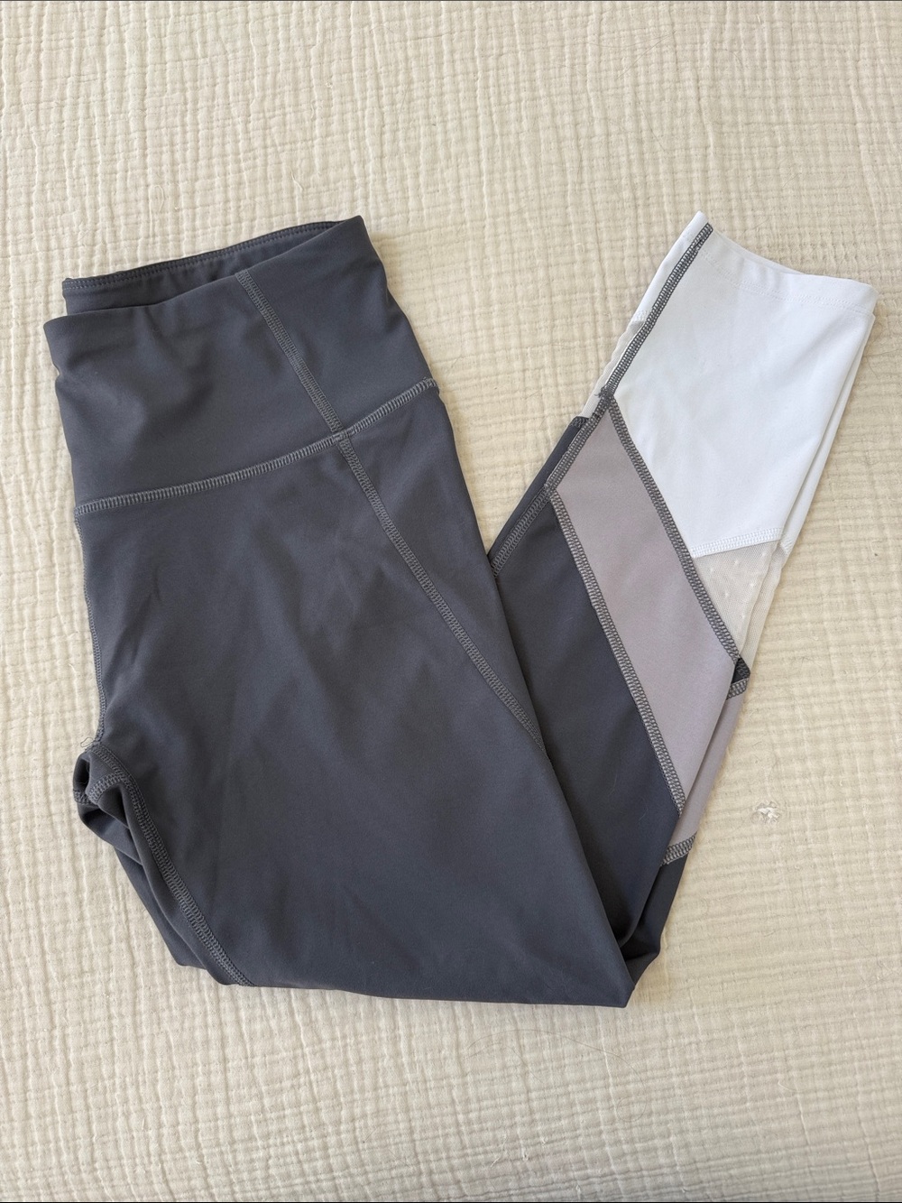 Women’s Leggings with mesh detailing